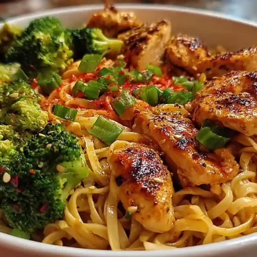 Spicy Garlic Chicken and Broccoli Noodle Bowls