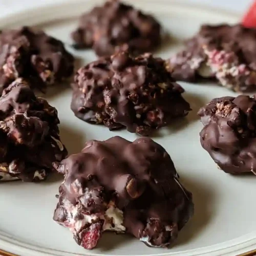 Chocolate Strawberry Yogurt Clusters Recipe